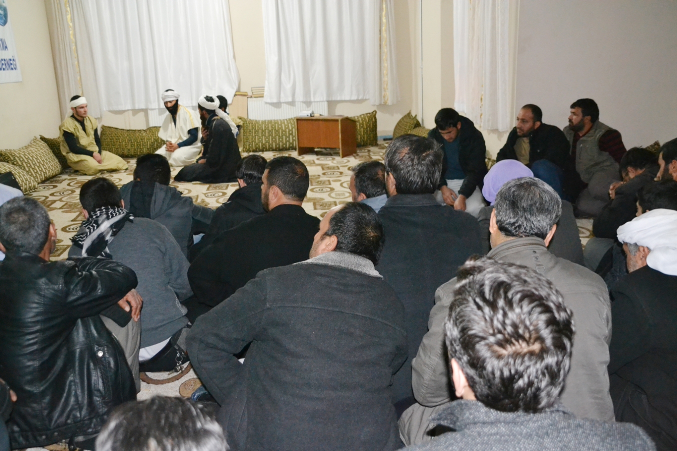 “Bütün gençler birer Musab olmak için çabalamalı” “Bütün gençler birer Musab olmak için çabalamalı”
